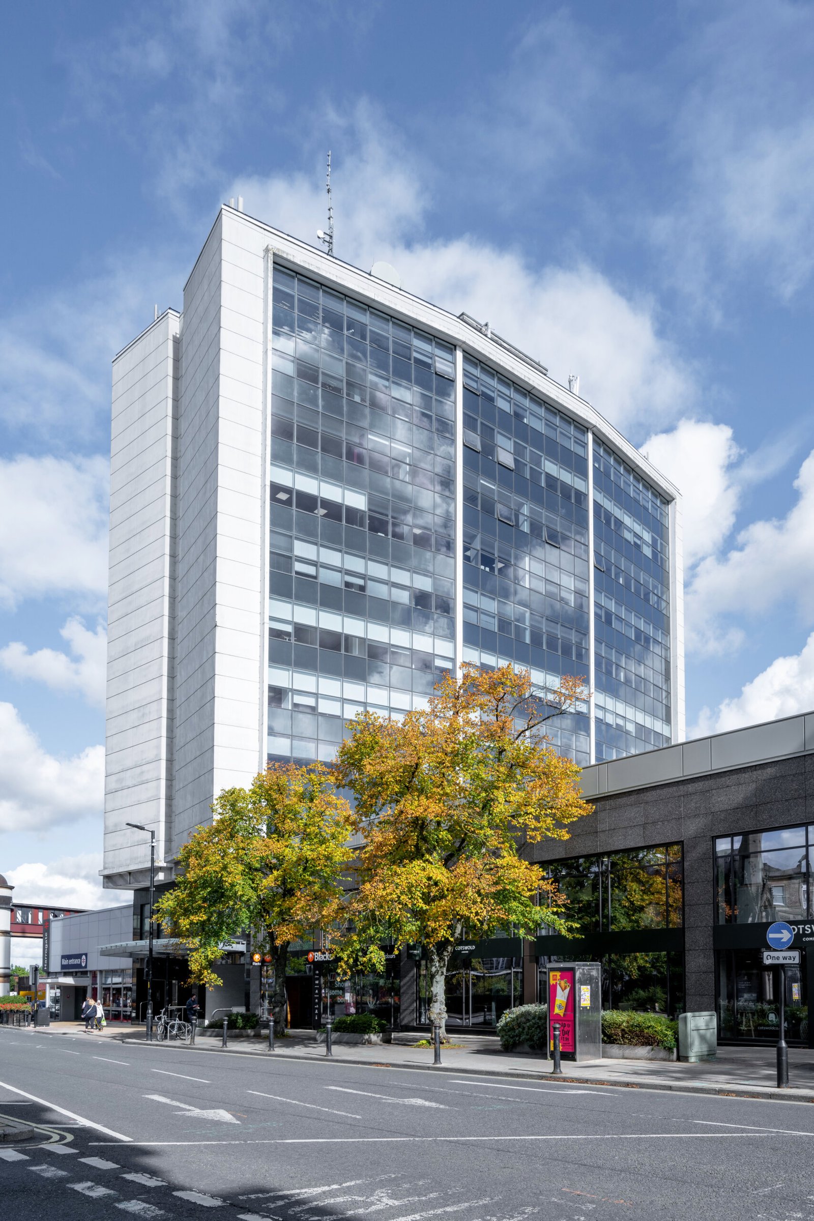 74cddce7-b79e-4d2b-8010-ed3d031e233f