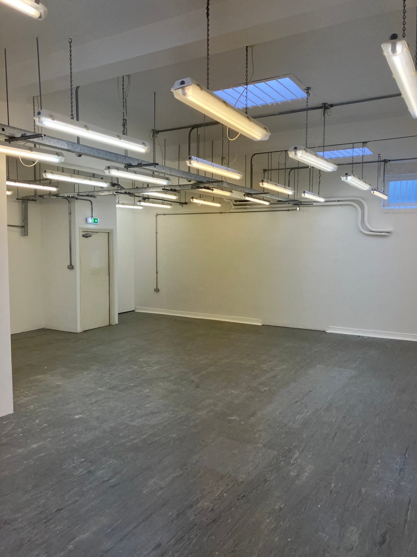 78108581-9ba1-425f-ba81-6ac847e0e7e9