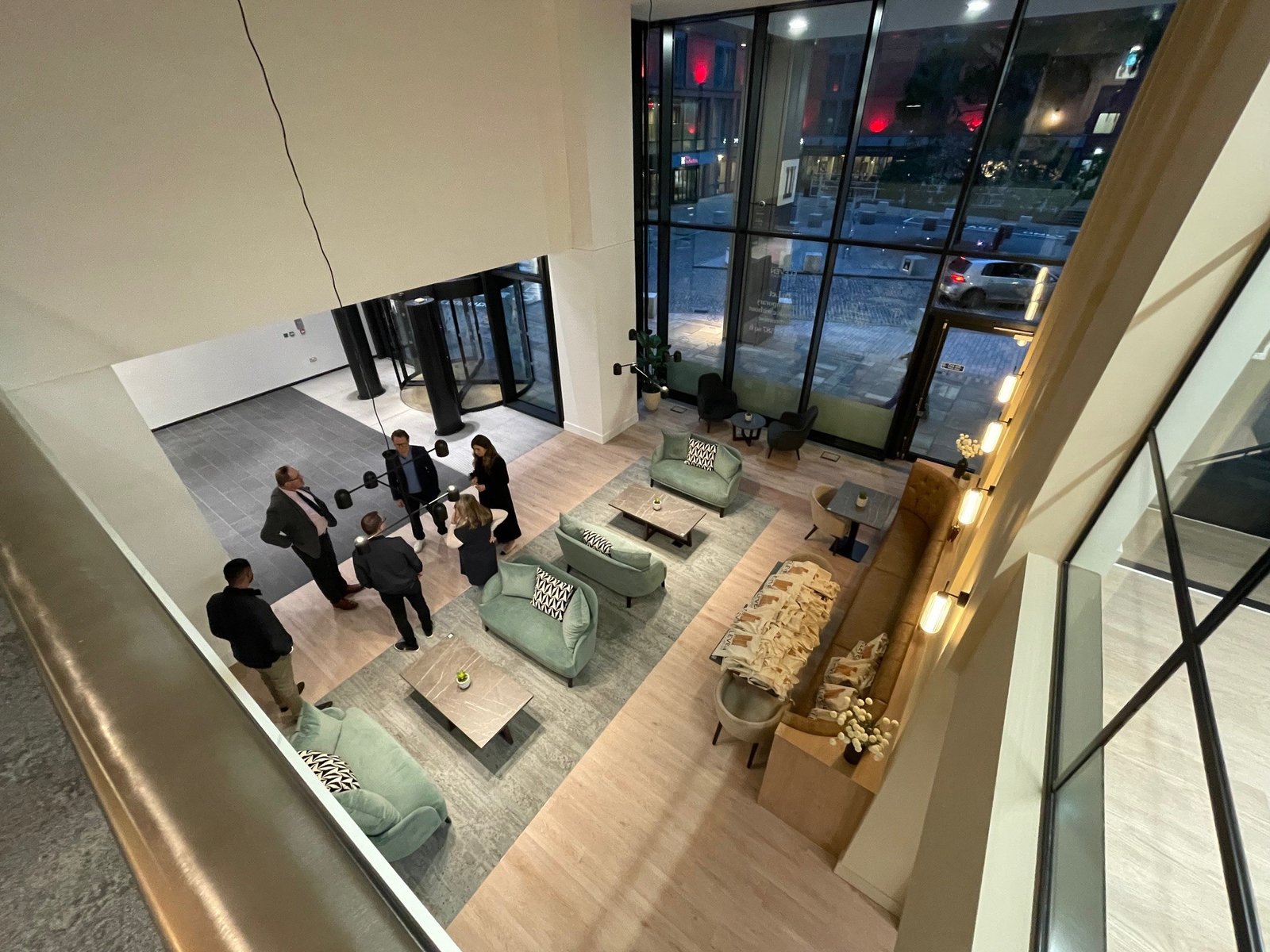 8b414b4f-c9ff-4608-9d2e-4f66d3bc9b9a