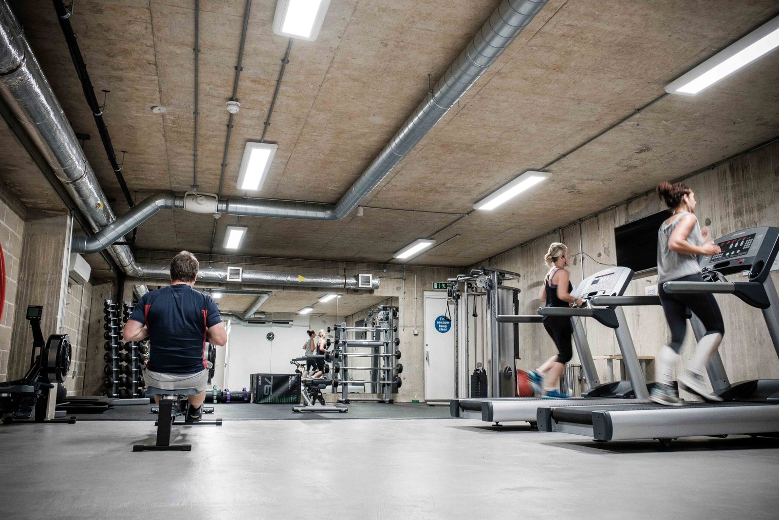 98633598-187e-4419-8491-461b3118f439