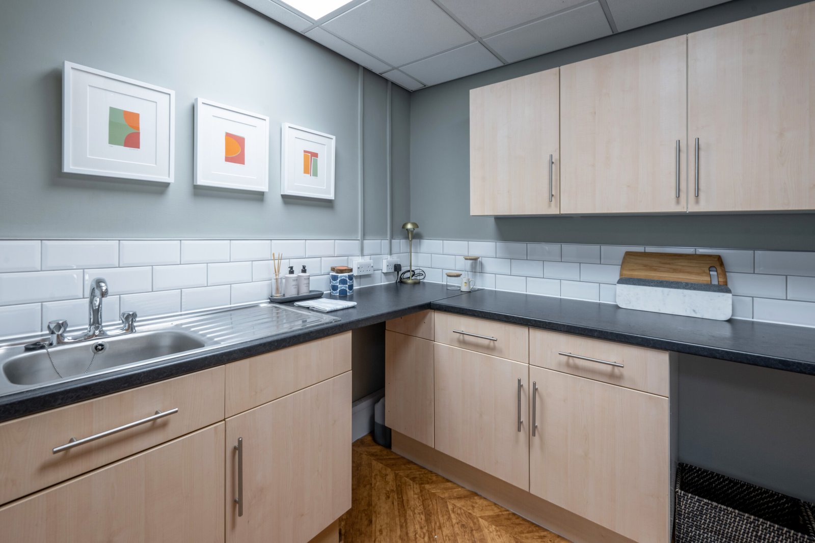 9f7982f8-b5cf-4762-b62e-f5ffaa1e341b