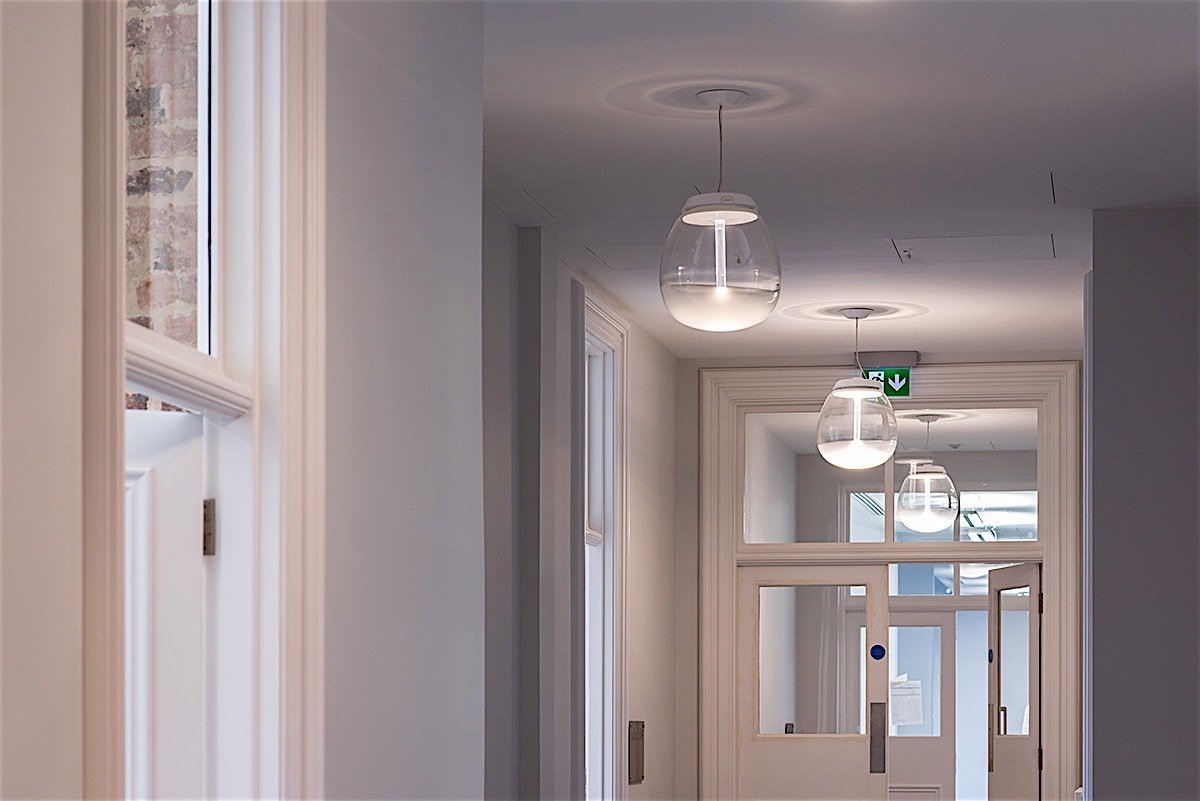 a920dd95-c174-4fcc-85c8-9092164a1752