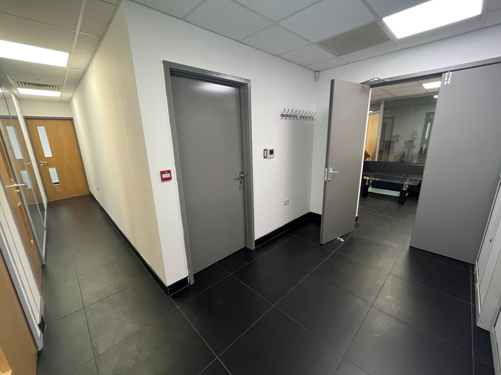 b17ba324-9788-4c51-9991-a15cbdd58f51