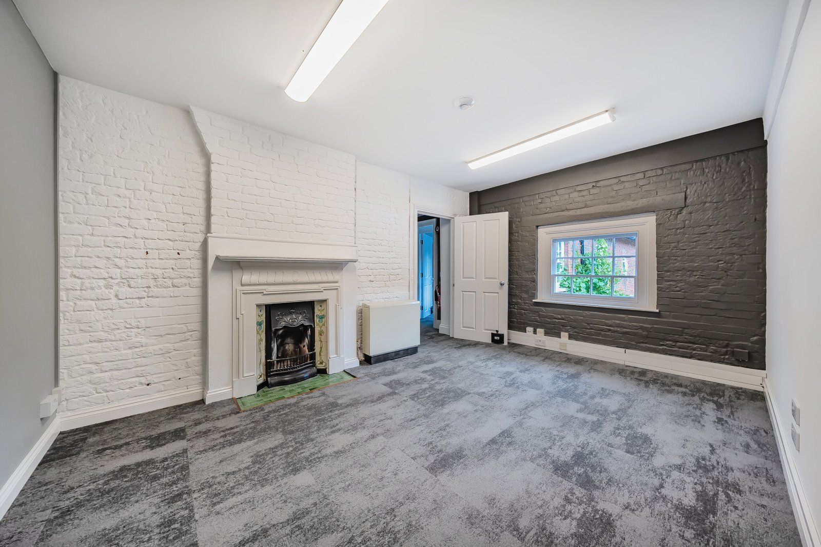 b541849d-daf2-4d4c-823d-b45c6a63324e