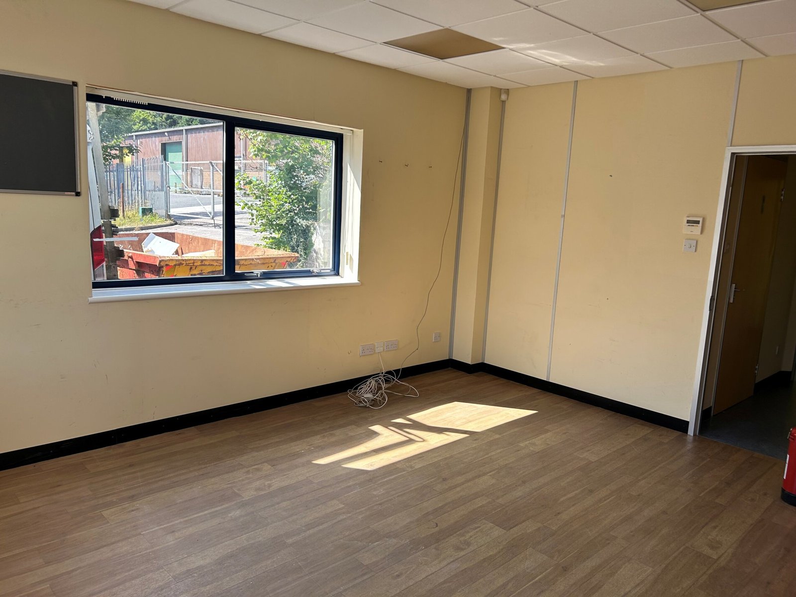 ba18d2f2-1b29-400a-8208-763d8beb6ca5