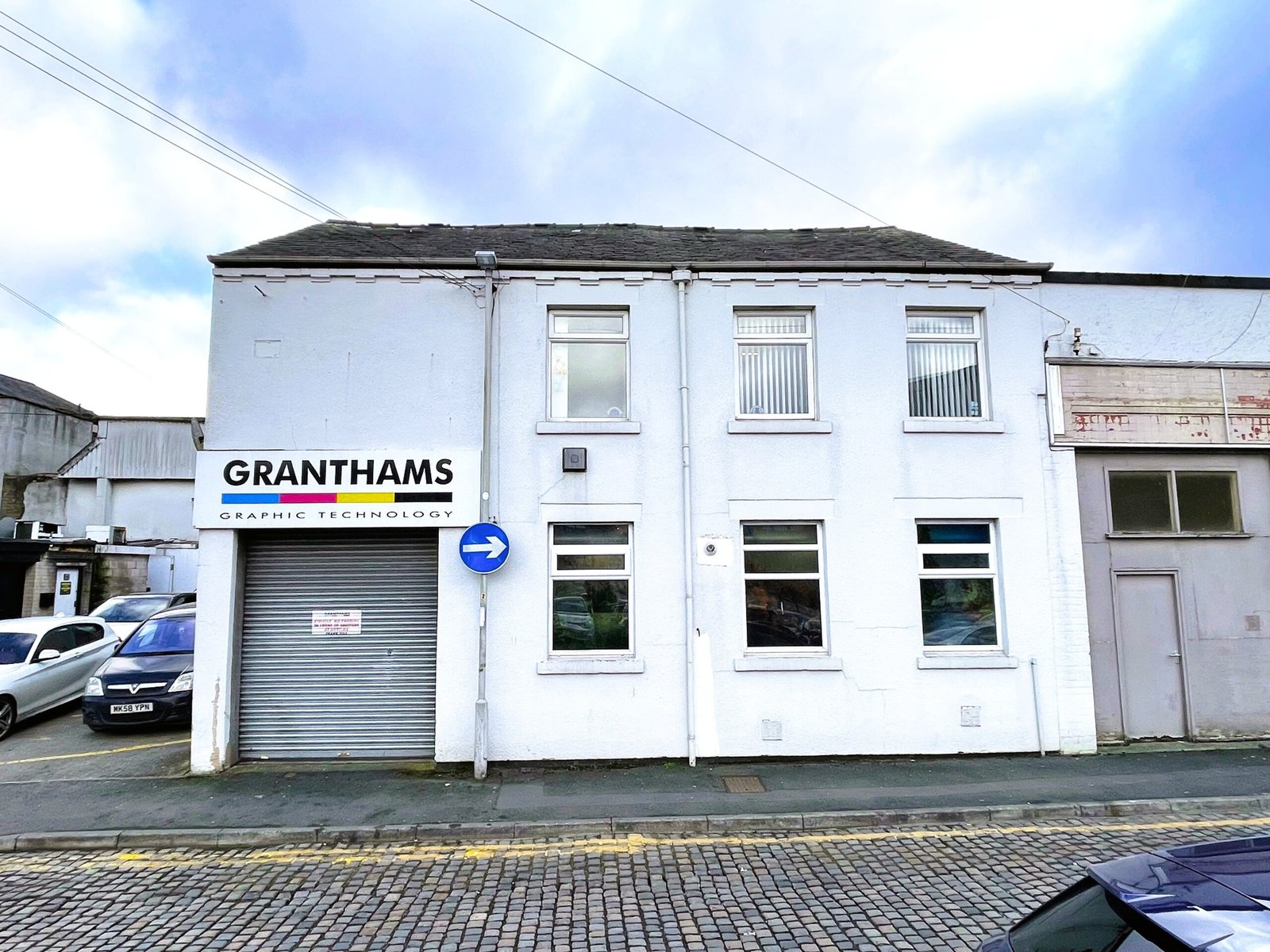 c1b9b202-8505-4e67-944f-209ecc19a521