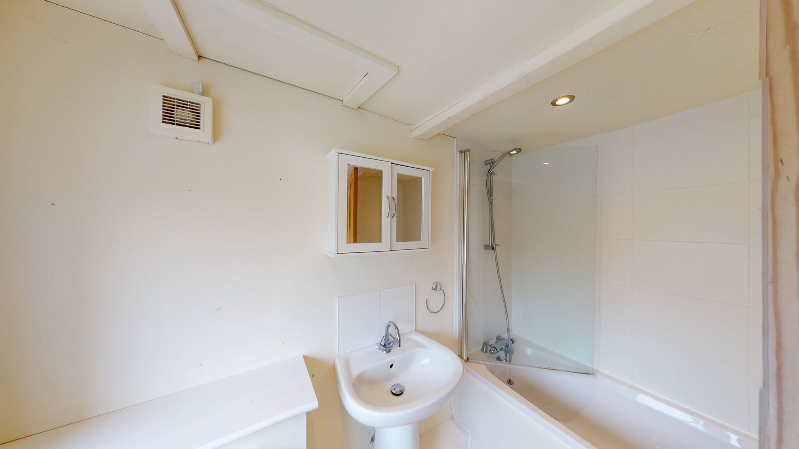 d6205363-840e-4231-9a70-7cc1127c2963