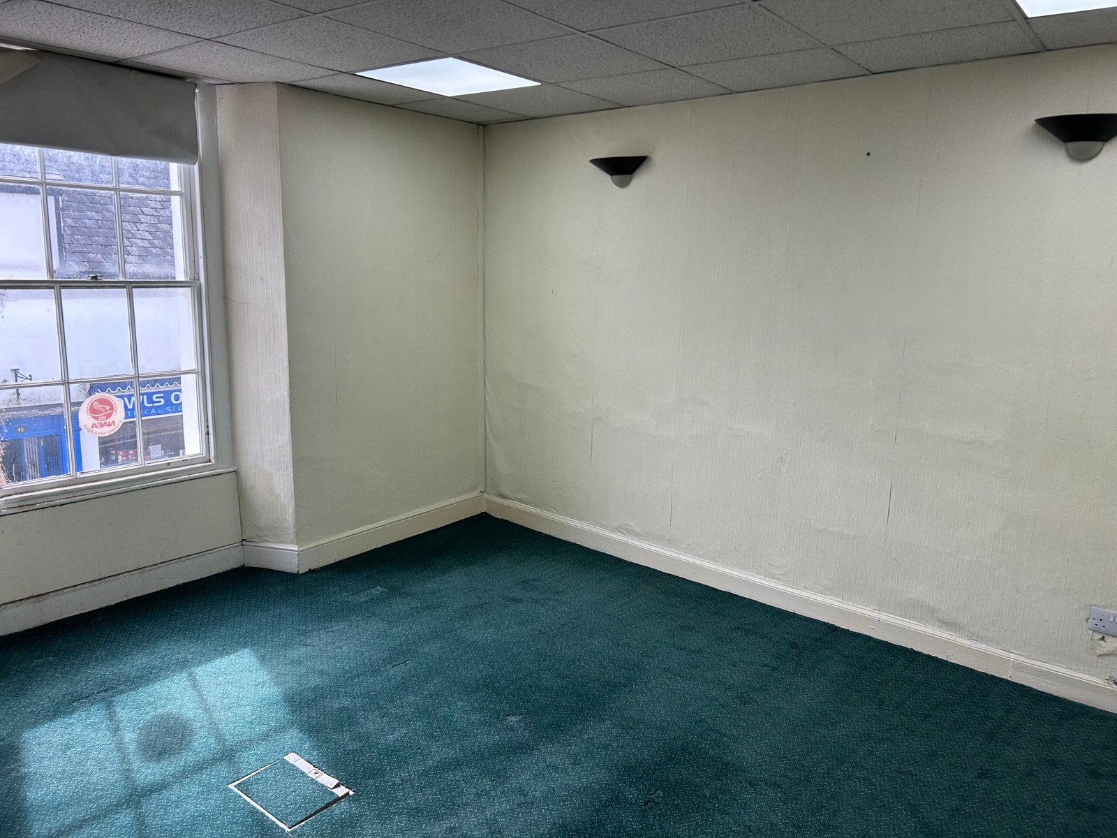 da723998-42d1-4e32-9a2d-af9974a70c94