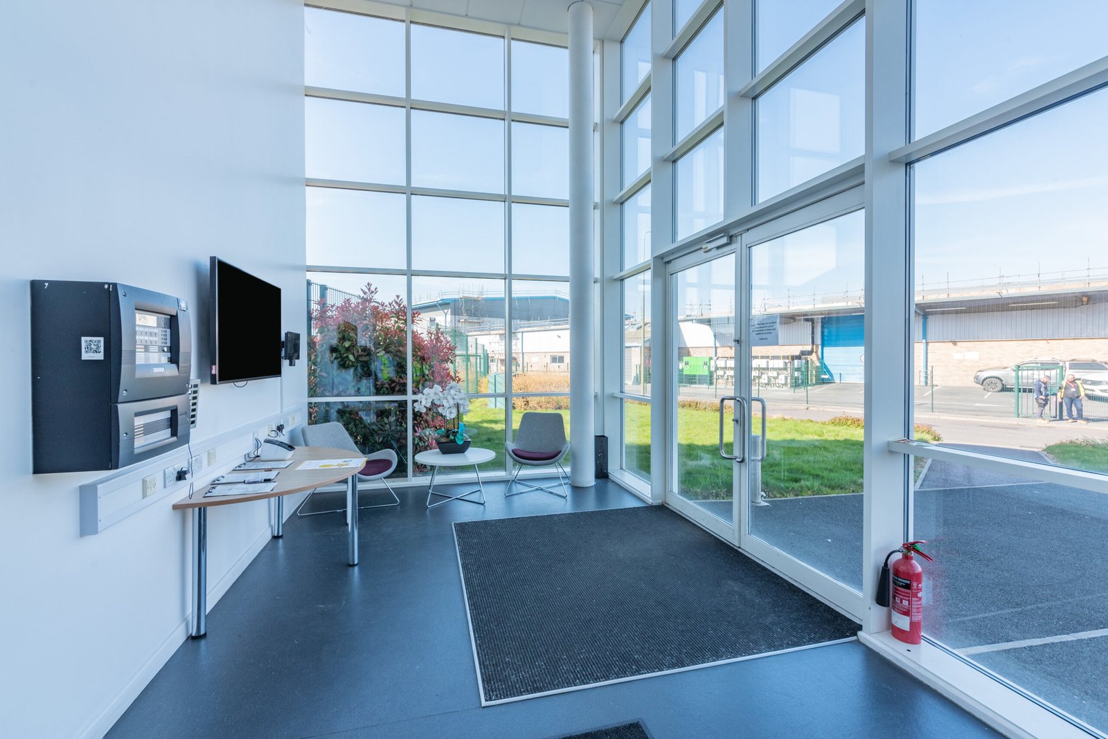 db27f259-d66c-40b1-9e9e-50976cd94330