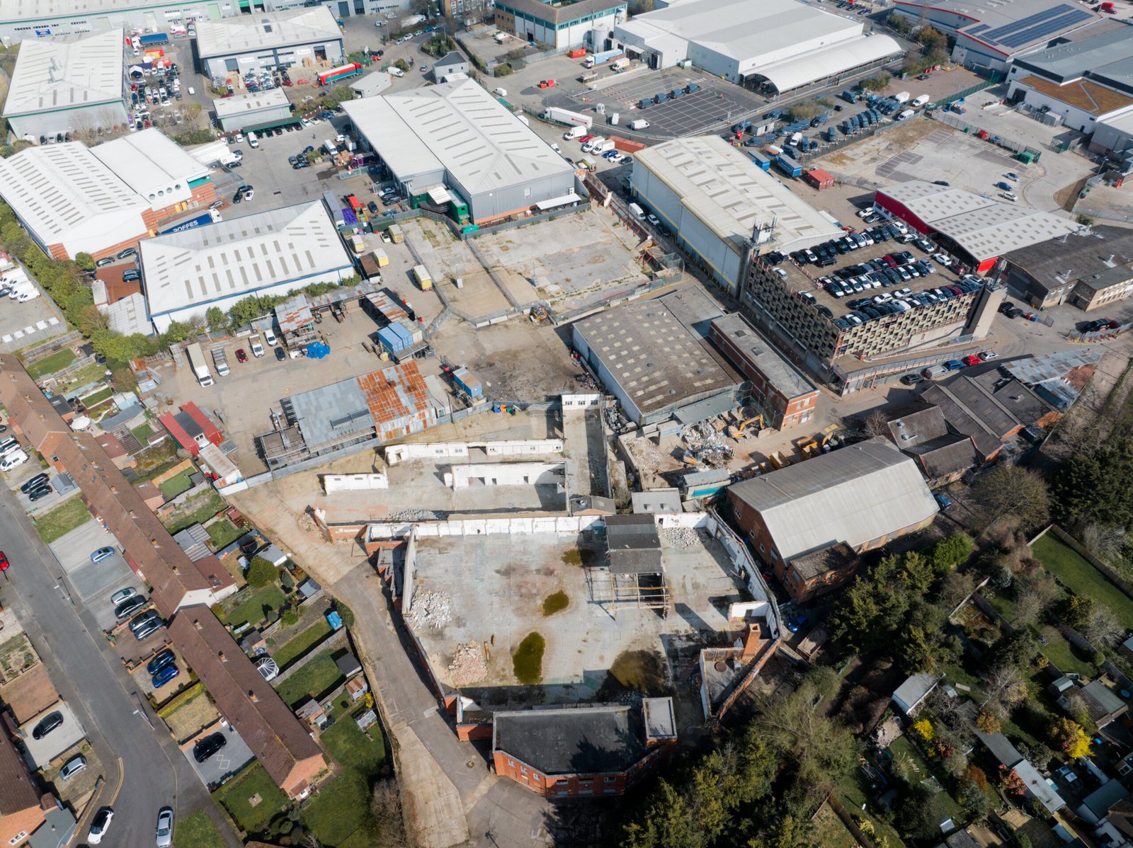 e2011f6d-37fb-48e3-bdba-adc236fabdaa