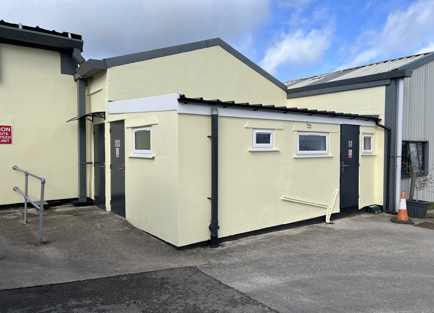 e9082a8f-8b02-427a-b405-9f37f85751a3