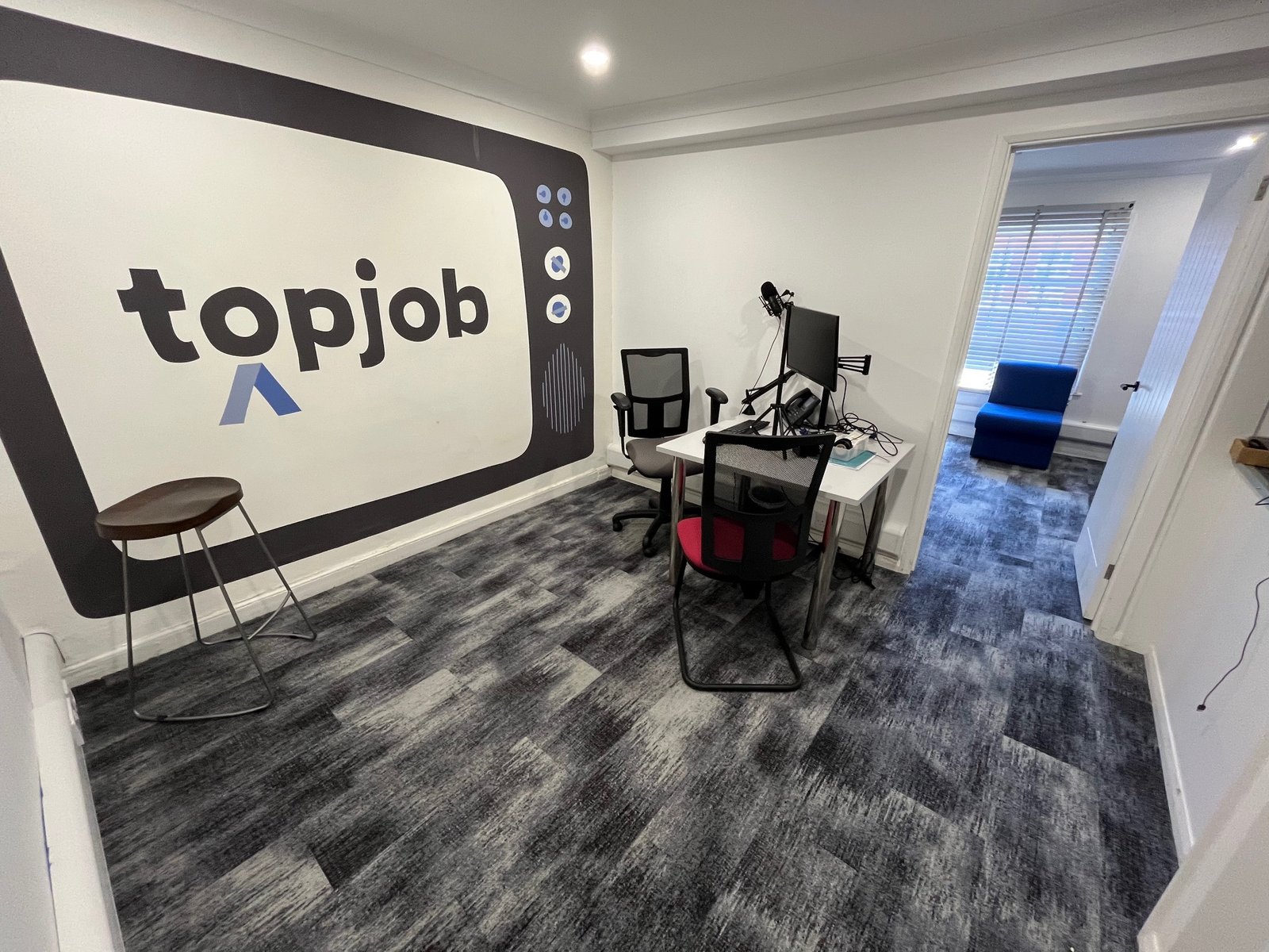 e91c9bc7-1ed7-4fa7-a25f-5c529bcc45a0