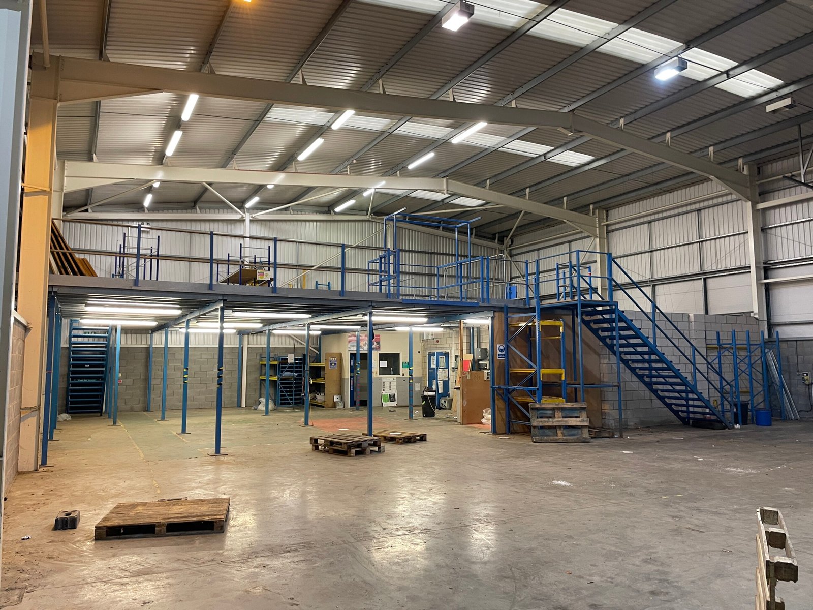 f543d9c7-bd6d-41d7-bd5f-50ab1c9c0f8a