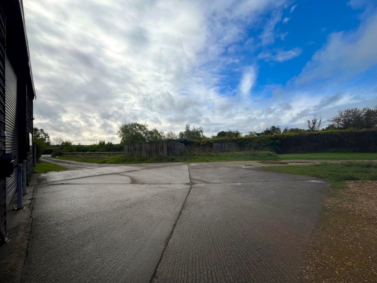 ff205855-fe0c-458c-b59b-300a12a8e274